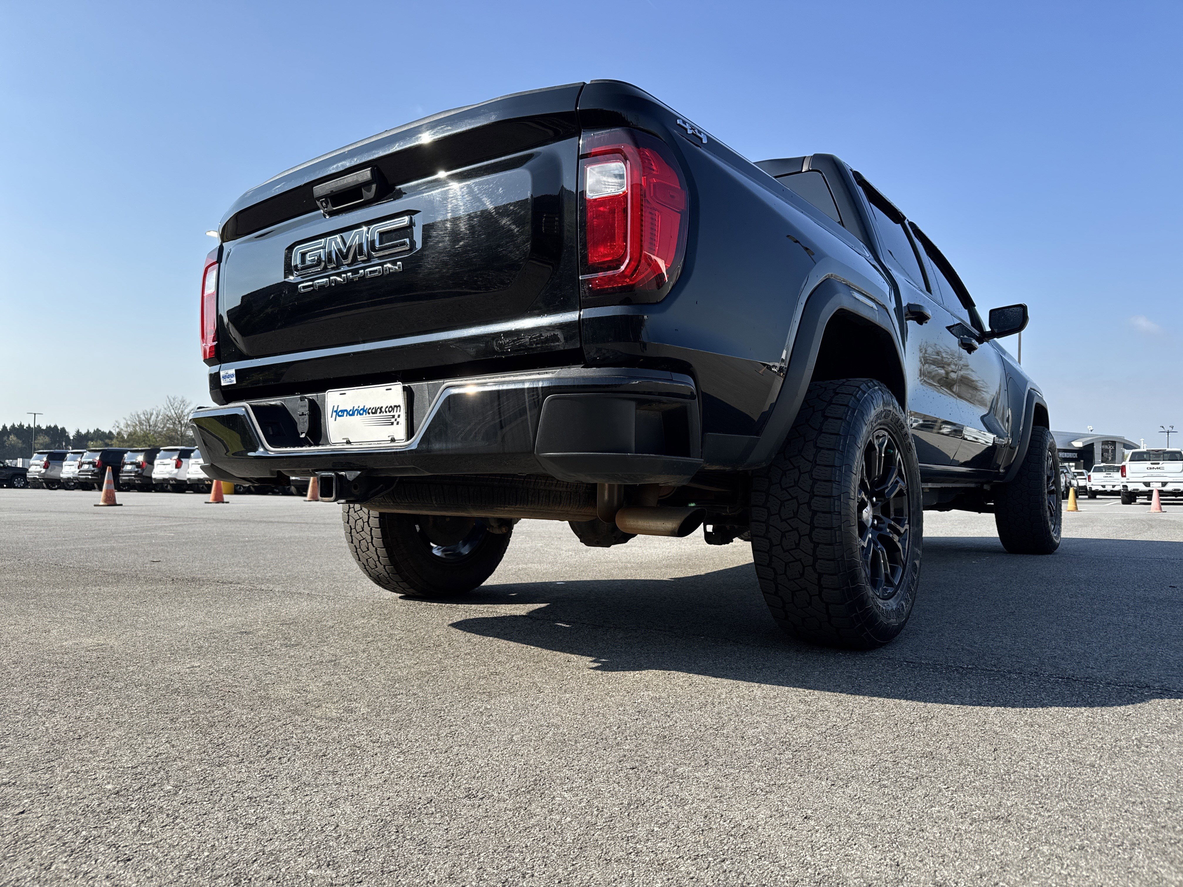 Used 2024 GMC Canyon Elevation w/ Trailering Package image 10