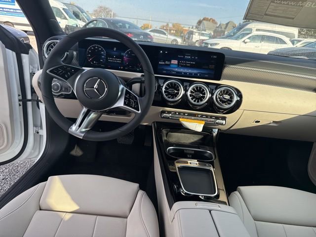 New 2025 Mercedes-Benz CLA 250 4MATIC image 15