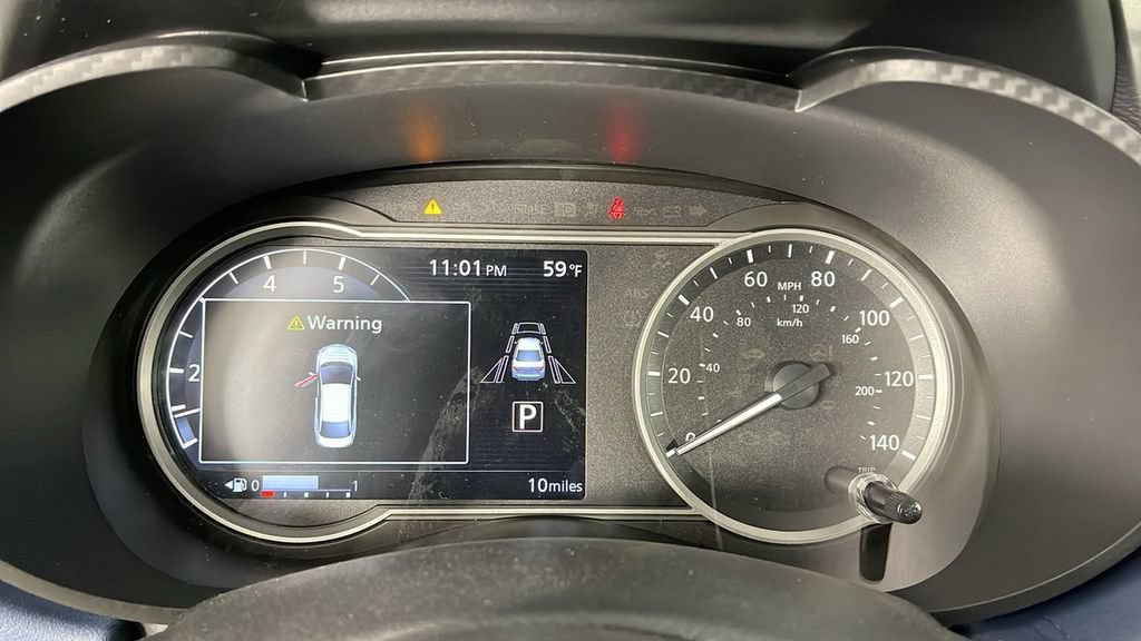 Used 2025 Nissan Versa SV w/ Trunk Package FWD image 27