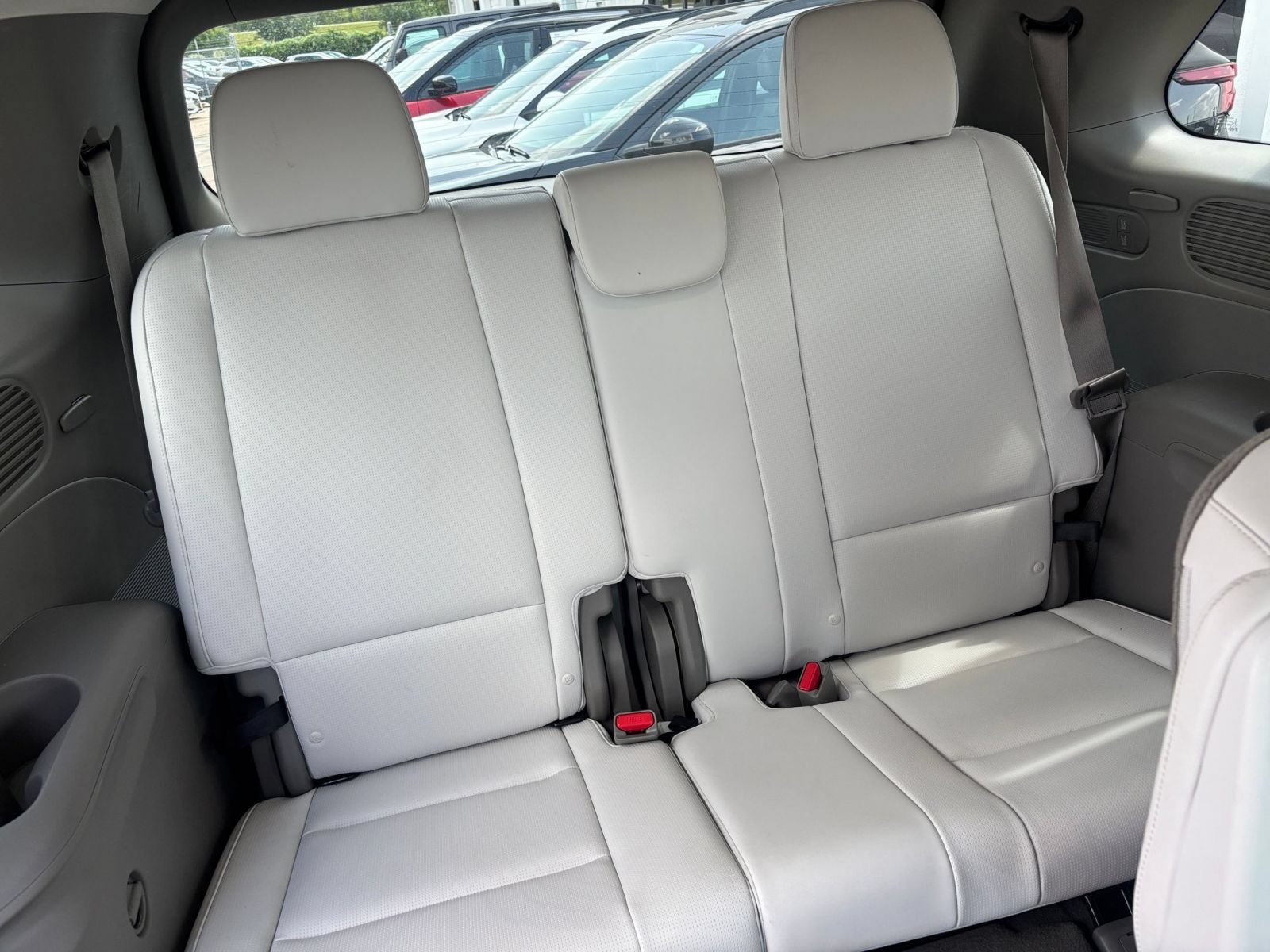 Used 2026 Hyundai Palisade SEL FWD image 32