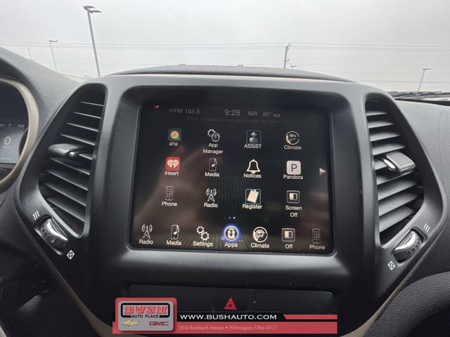 Used 2017 Jeep Cherokee Latitude w/ Comfort & Sound Group image 14