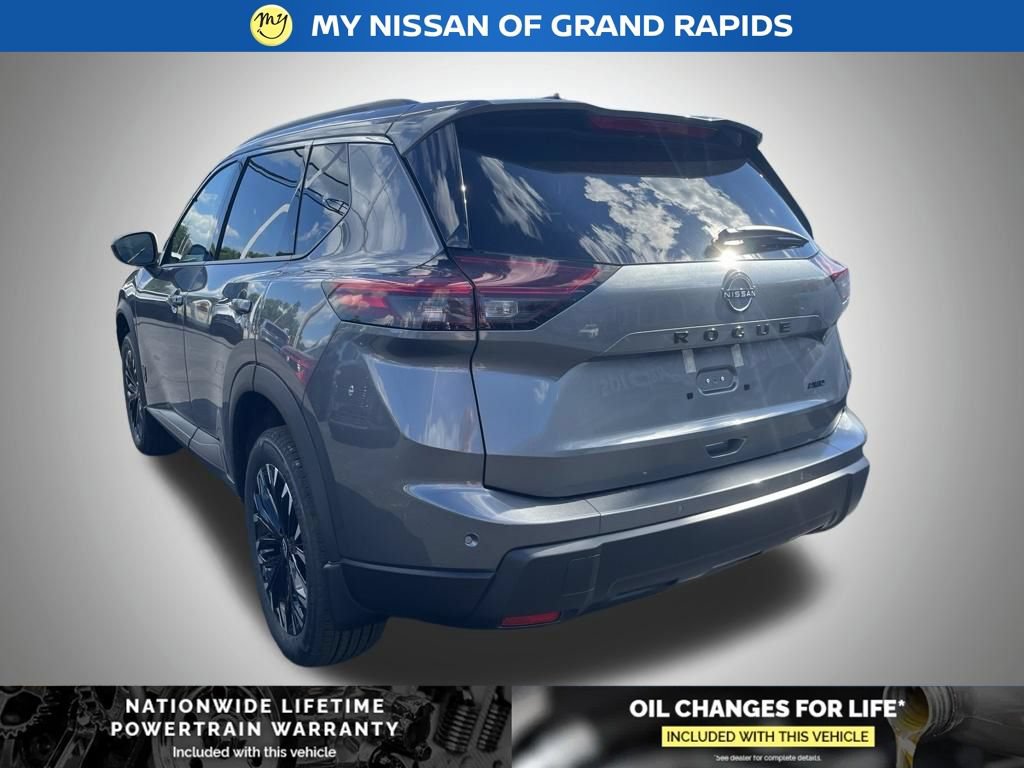 New 2026 Nissan Rogue Dark Armor AWD/4WD video 3