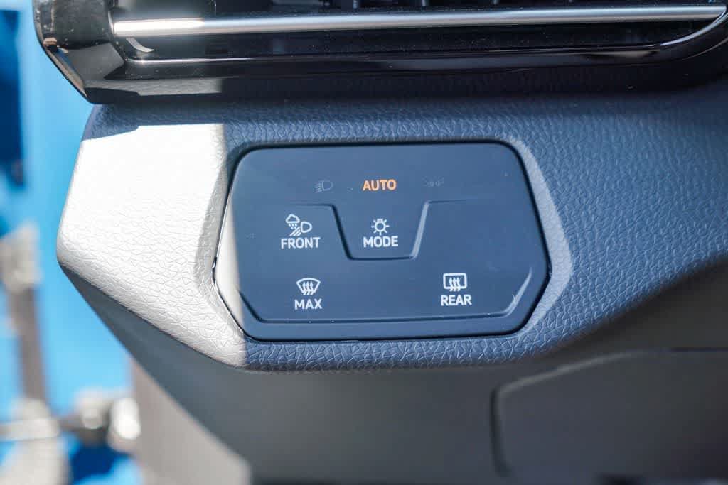 Used 2025 Volkswagen ID.4 Pro S RWD image 24