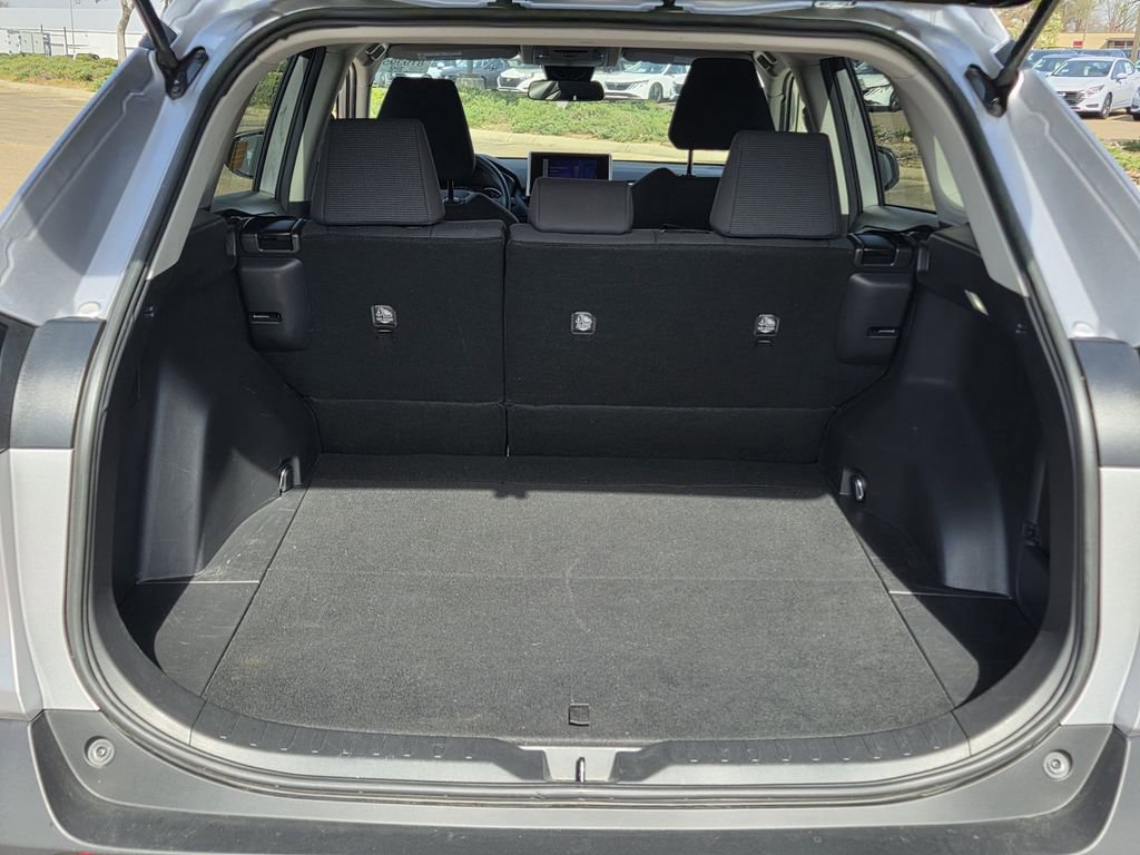 Used 2023 Toyota RAV4 LE image 23