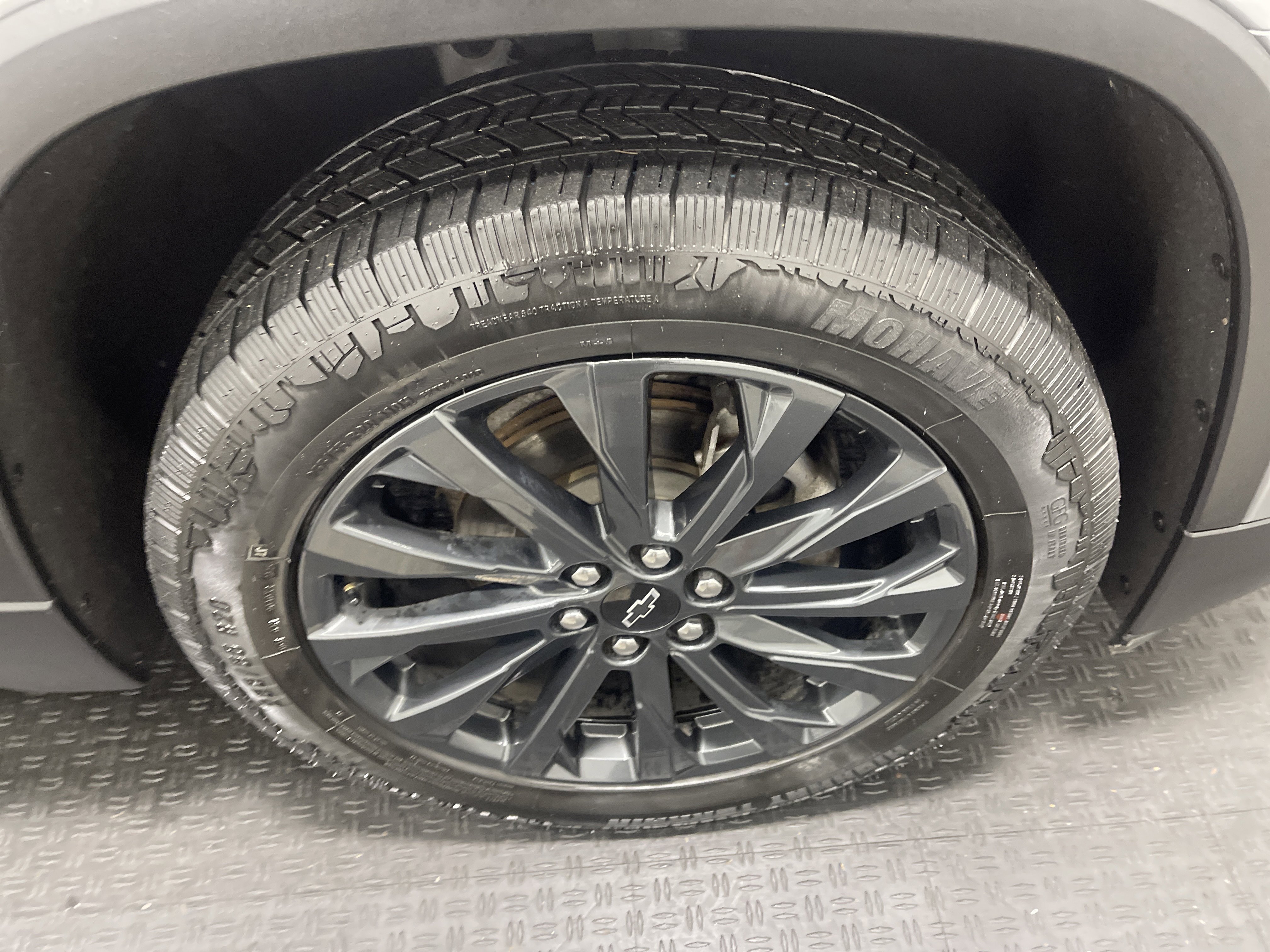 Used 2023 Chevrolet Traverse RS w/ LPO, Floor Liner Package image 29