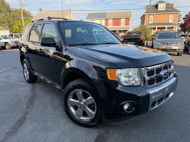 Used 2010 Ford Escape Limited AWD/4WD image 1