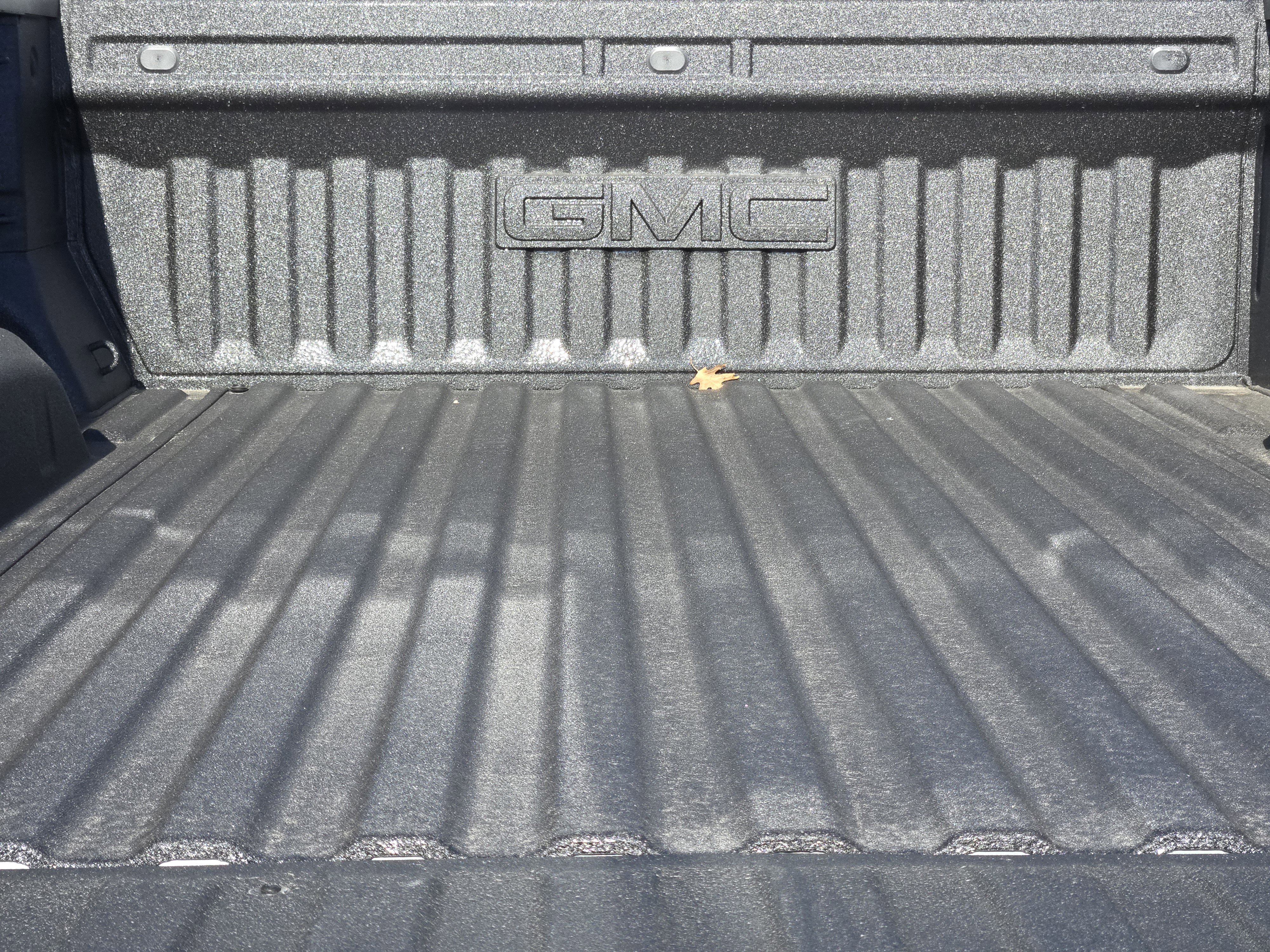 New 2026 GMC Sierra 2500 AT4 w/ AT4 Premium Plus Package image 24