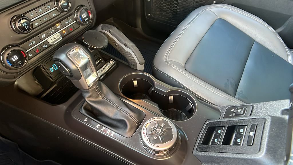 Used 2024 Ford Bronco Outer Banks image 29
