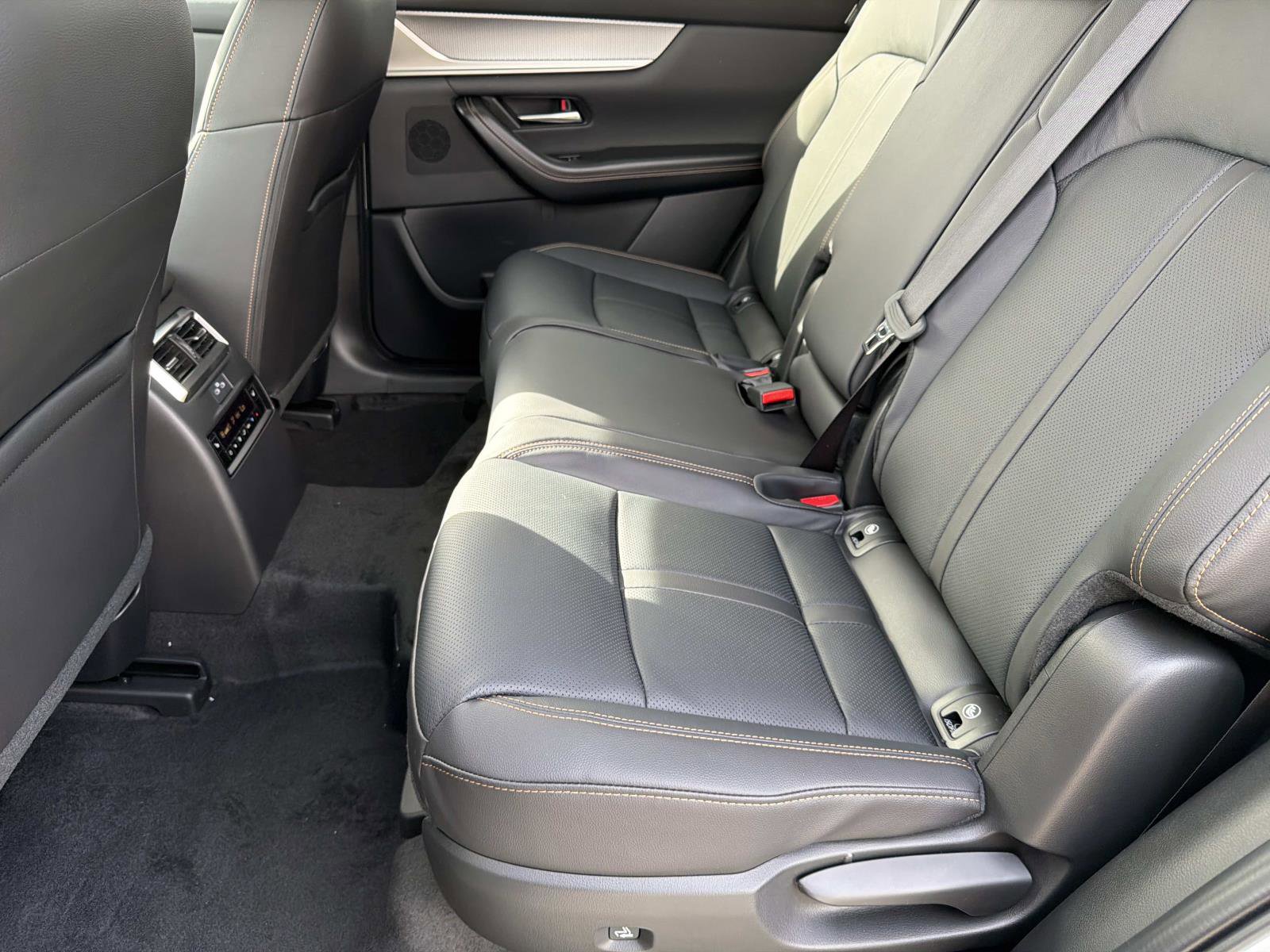 New 2026 MAZDA CX-90 Plug-In Hybrid w/ Preferred AWD/4WD image 22