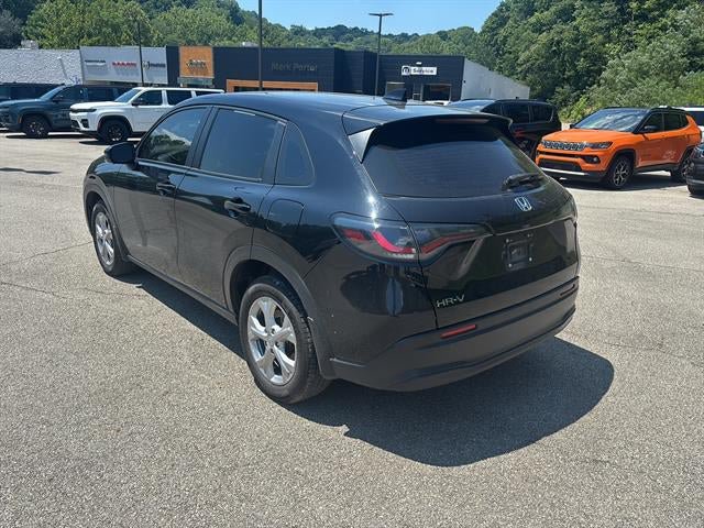 Used 2023 Honda HR-V LX image 7
