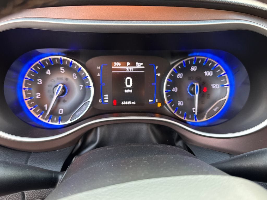 Used 2024 Chrysler Voyager LX FWD image 17