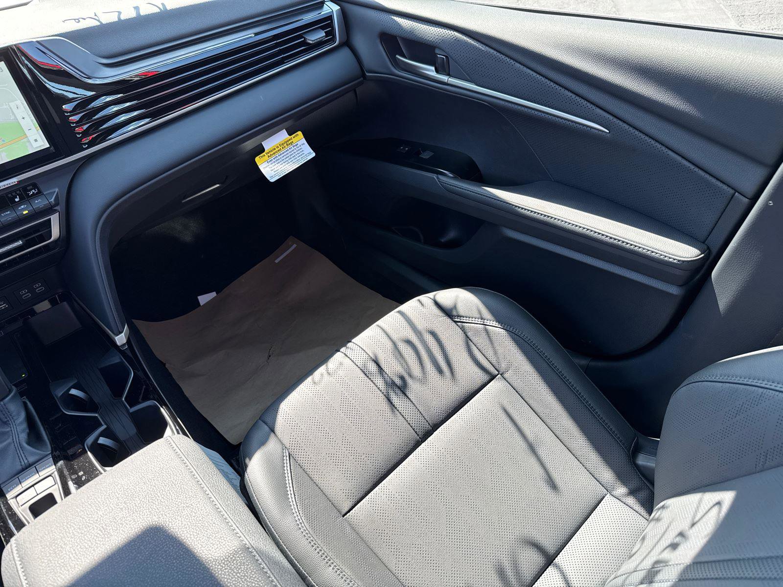 Used 2026 Toyota Camry XSE FWD image 31