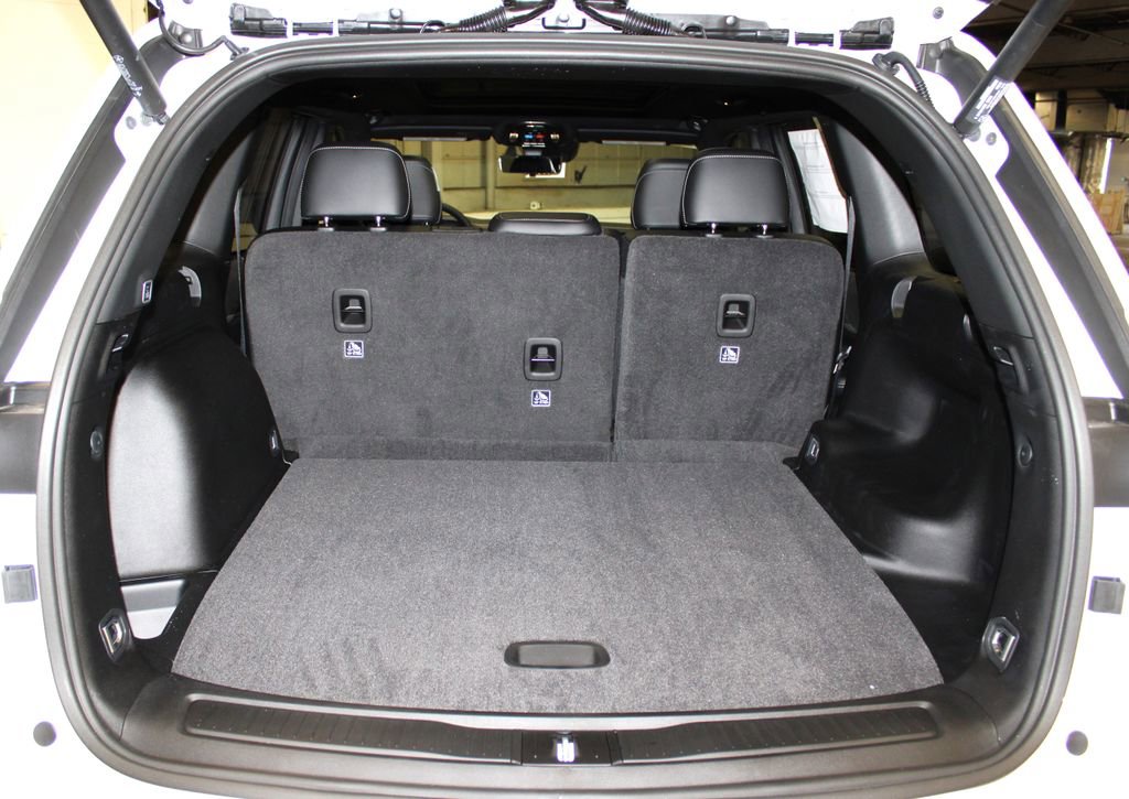 New 2025 Jeep Grand Cherokee Limited w/ Luxury Tech Group II image 32