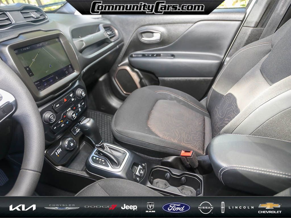 Used 2023 Jeep Renegade Latitude image 20