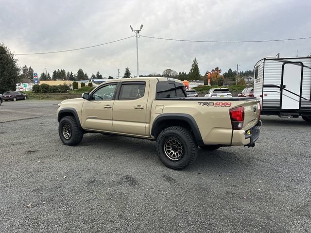 Used 2019 Toyota Tacoma TRD Off-Road image 3