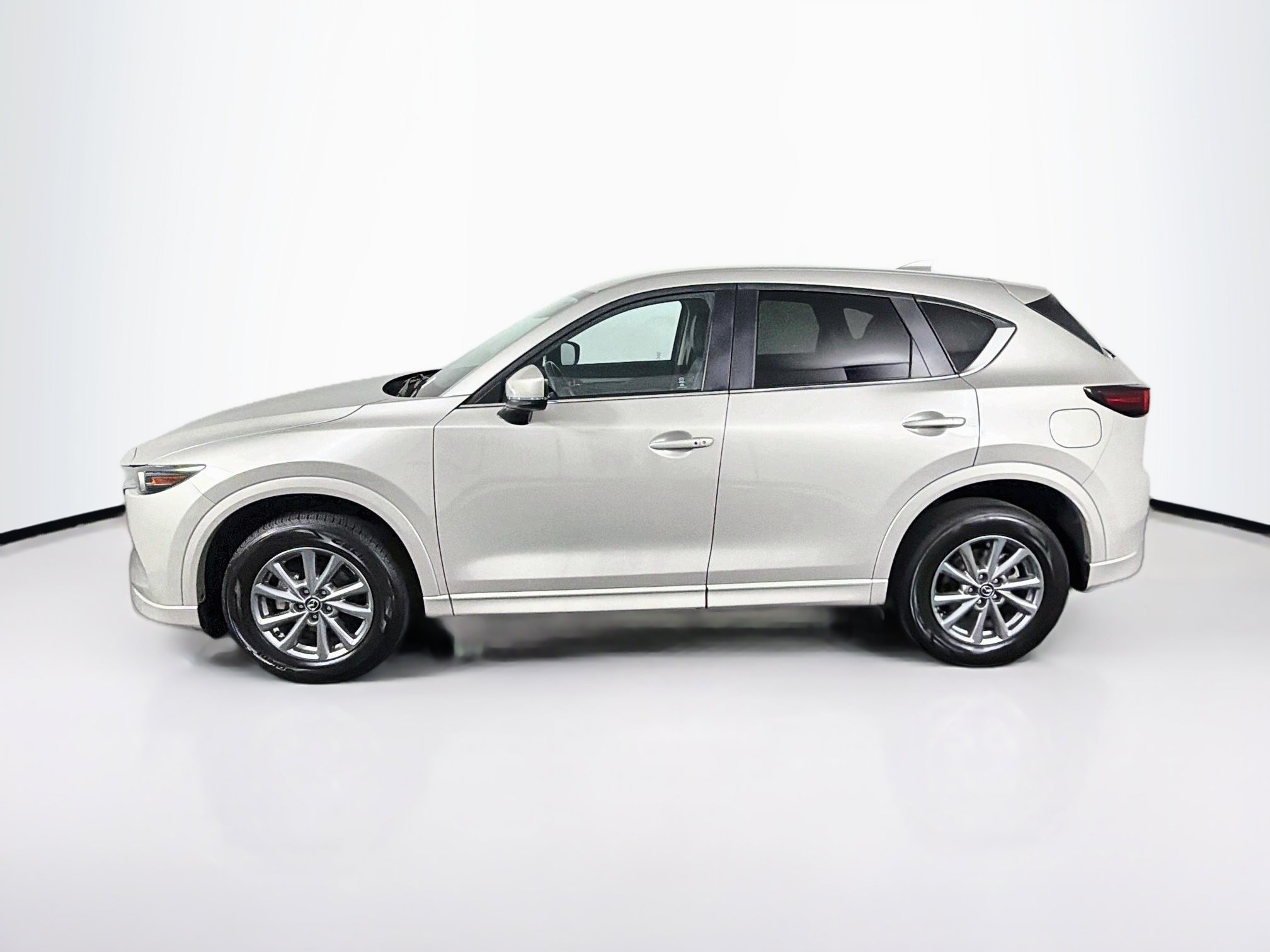 Used 2024 MAZDA CX-5 AWD 2.5 S w/ Select Package image 4