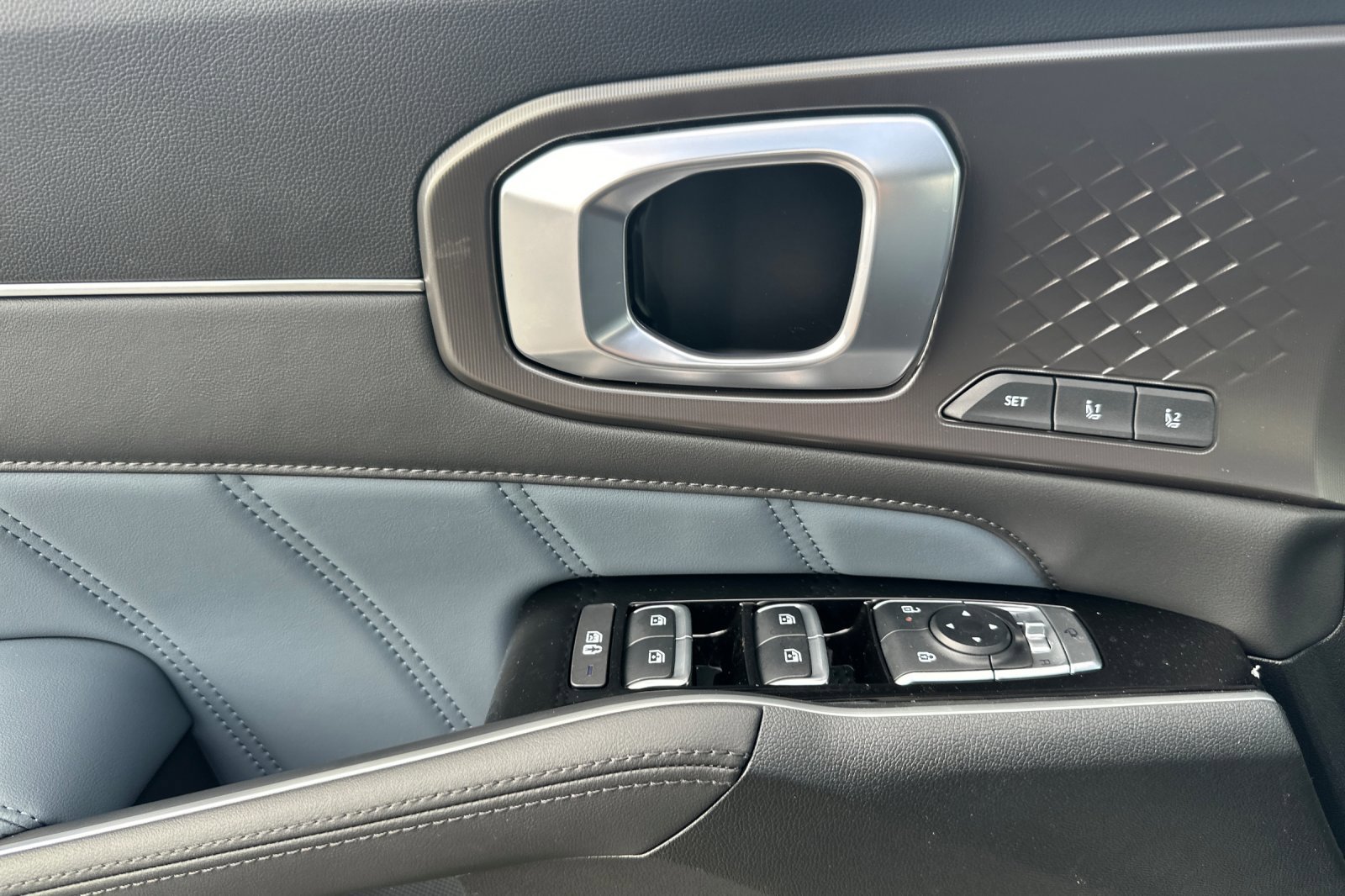 New 2025 Kia Sorento SX Prestige image 12