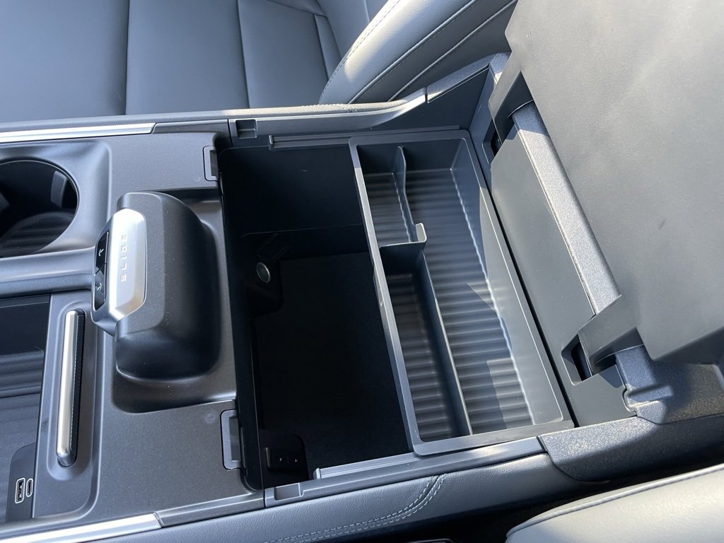 New 2026 Ford Expedition Active image 17