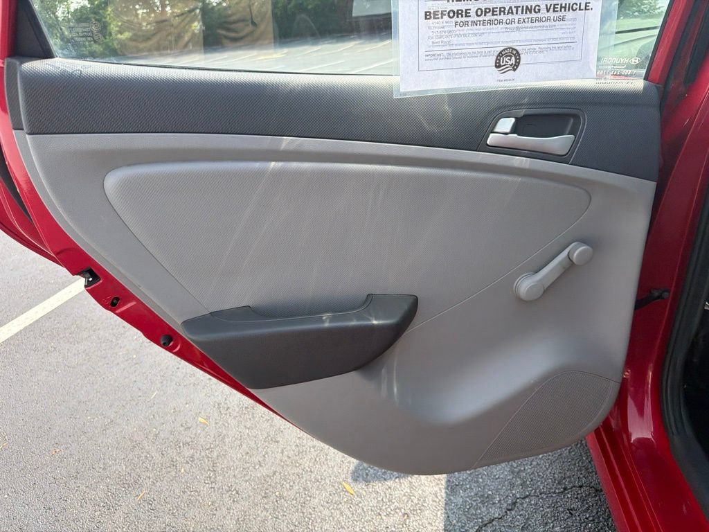 Used 2012 Hyundai Accent GLS FWD image 19