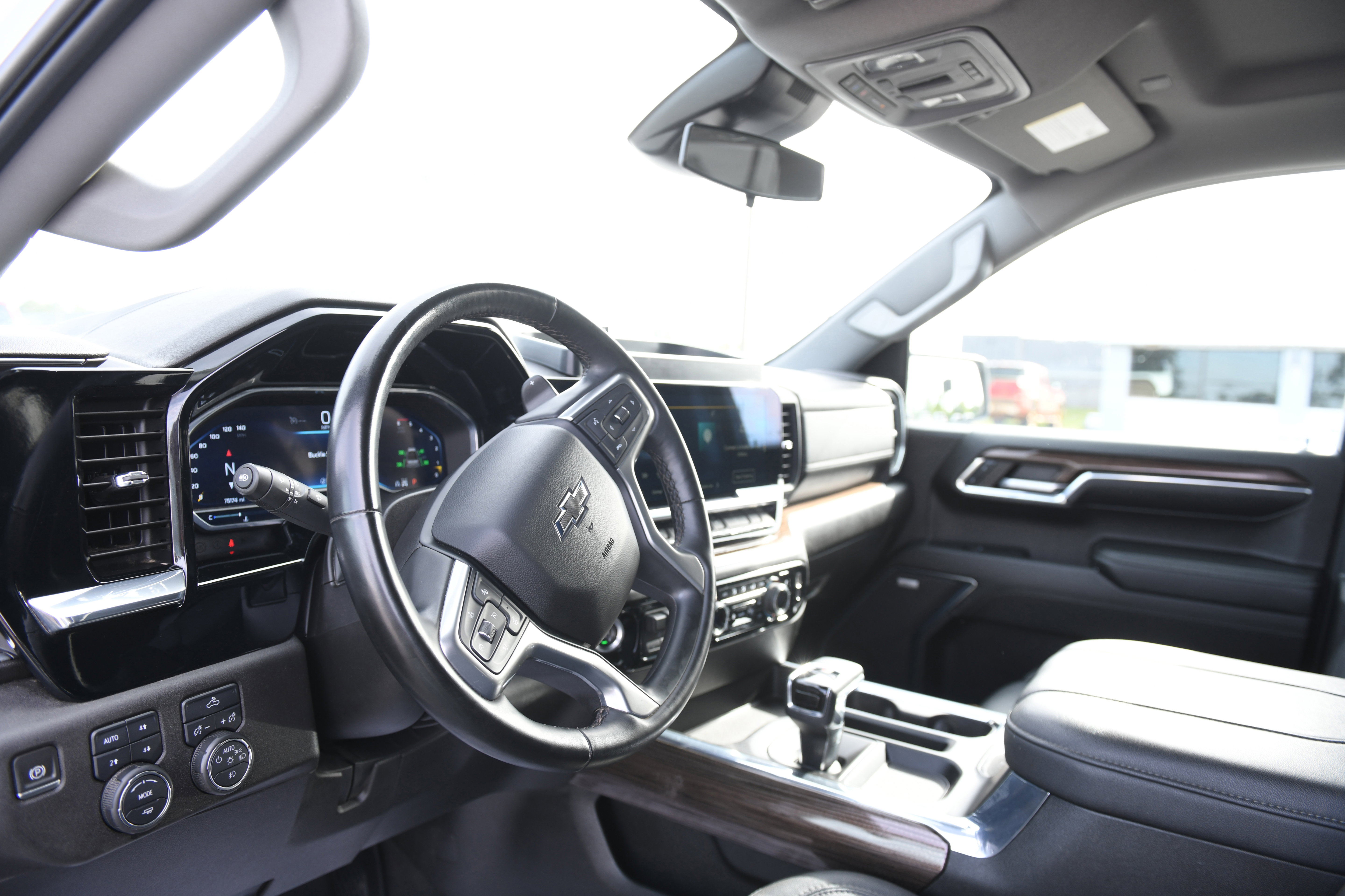 Used 2024 Chevrolet Silverado 1500 RST w/ Convenience Package II image 17