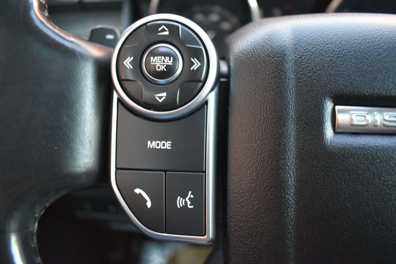 Used 2017 Land Rover Discovery HSE image 31