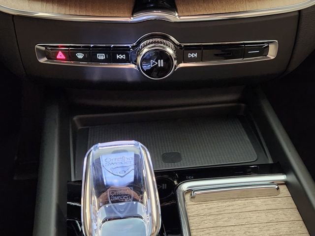 New 2026 Volvo XC60 B5 Core image 19
