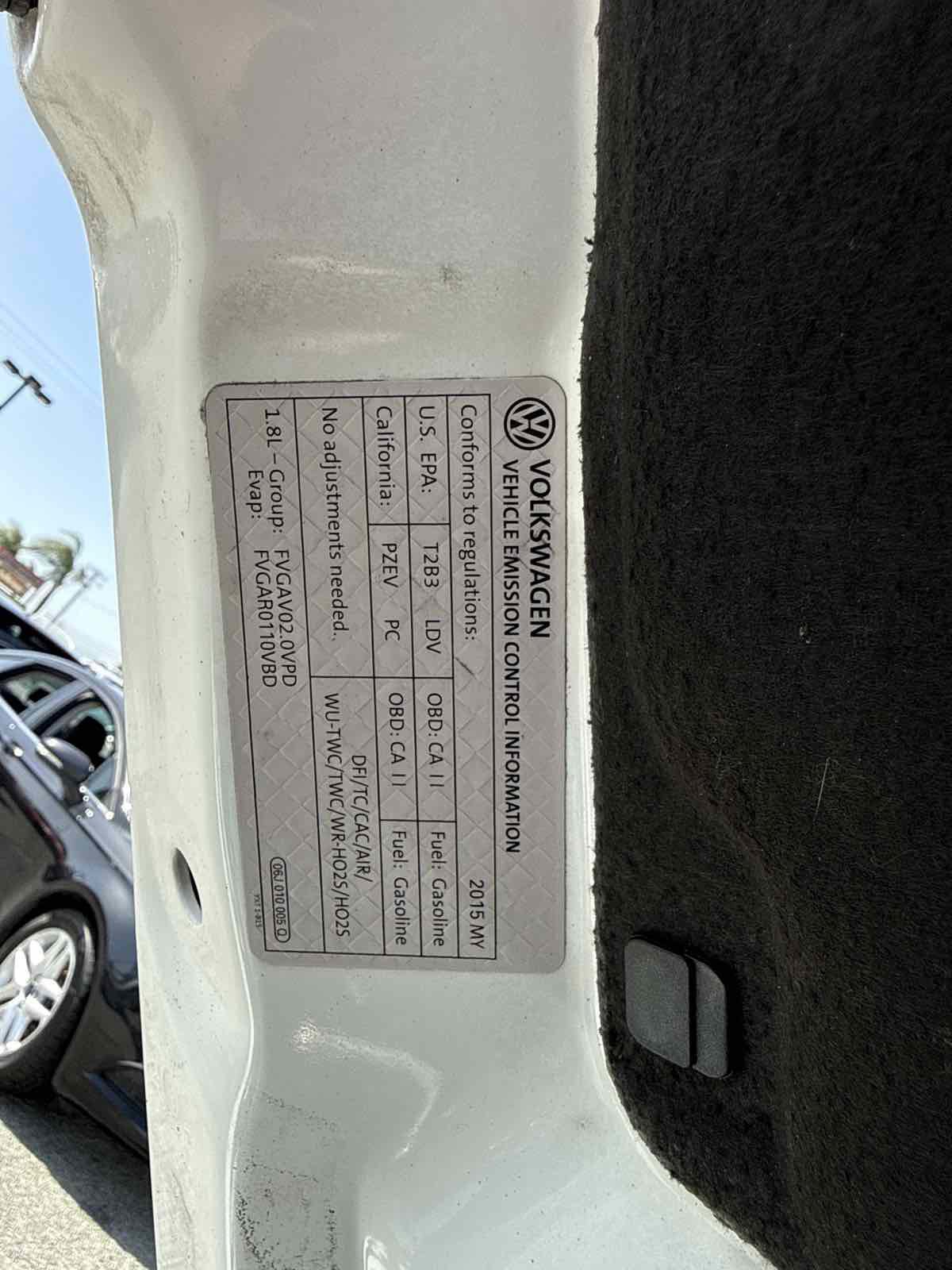 Used 2015 Volkswagen Jetta Sport FWD image 34