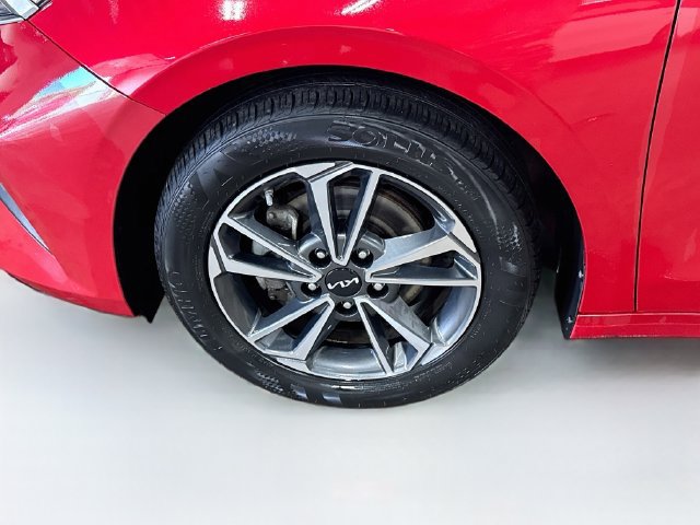 Certified 2024 Kia Forte LXS w/ LXS Technology Package FWD image 10