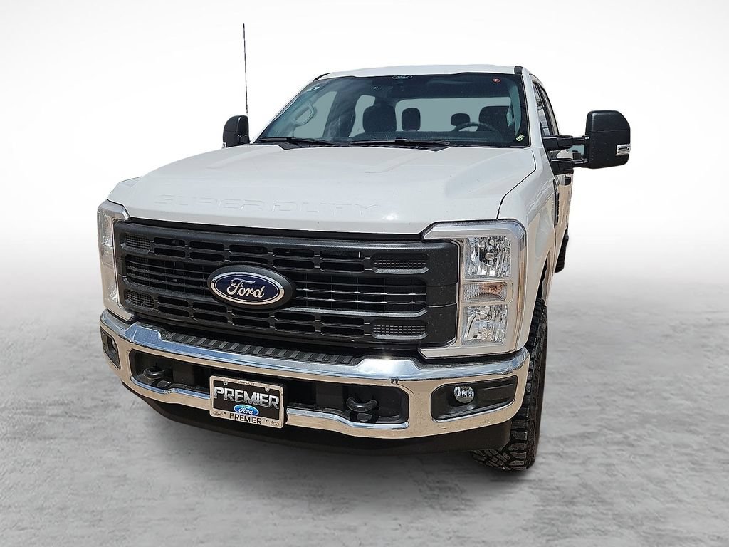 New 2026 Ford F250 XL w/ XL Off-Road Package AWD/4WD image 4