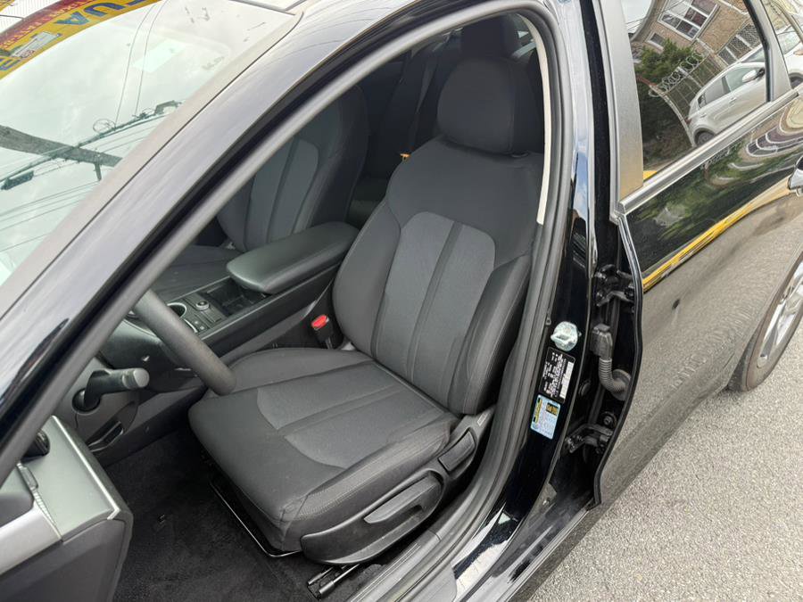Used 2021 Kia K5 LX image 7