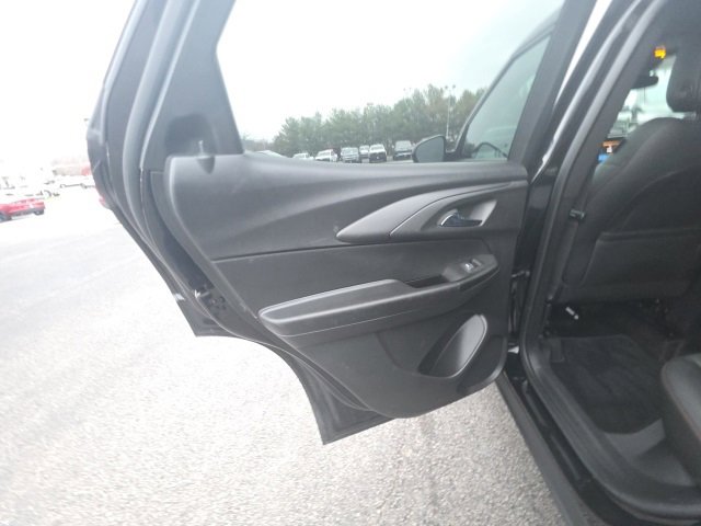 Used 2024 Chevrolet TrailBlazer RS image 24