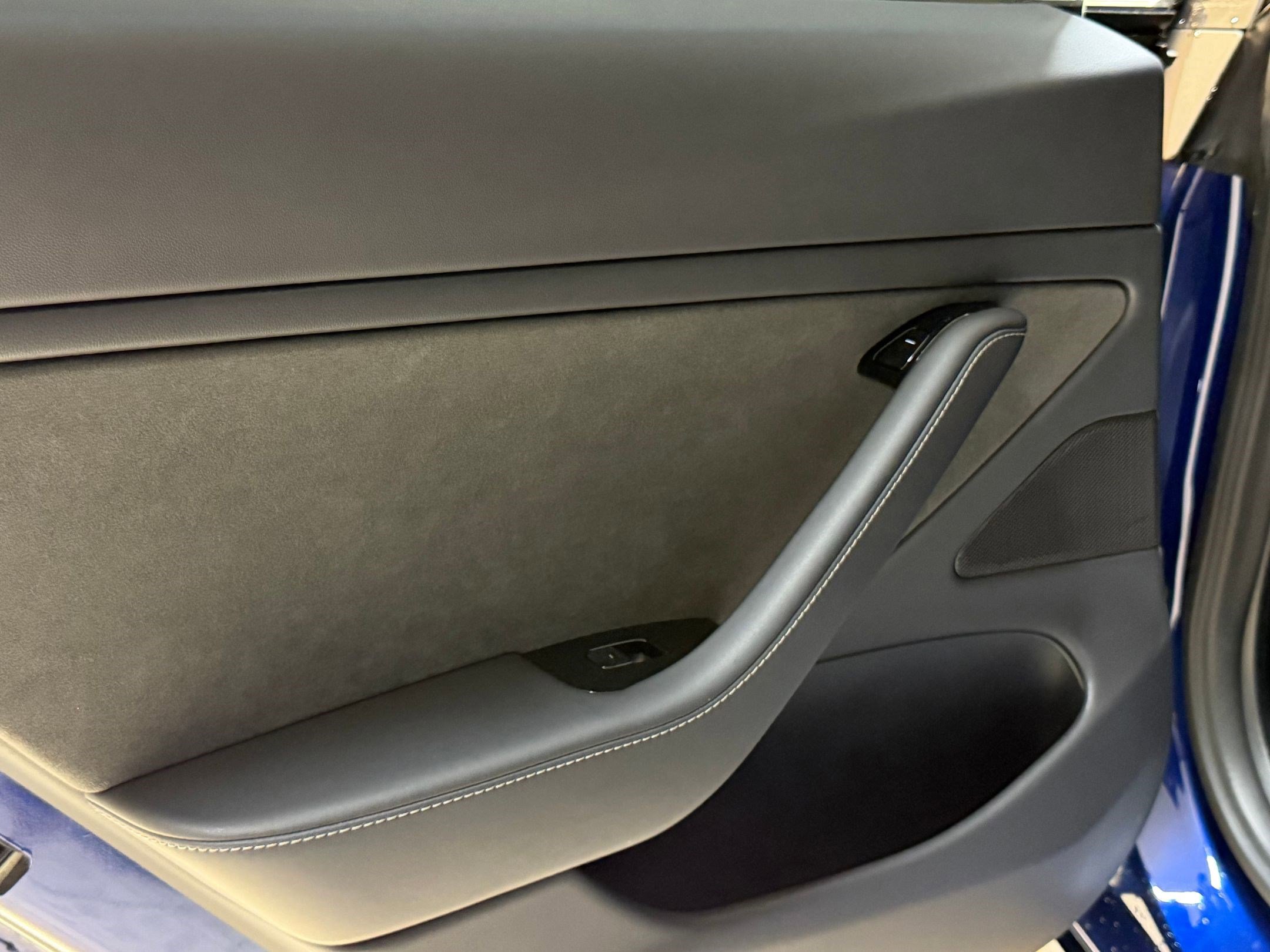 Used 2018 Tesla Model 3 Long Range RWD image 33