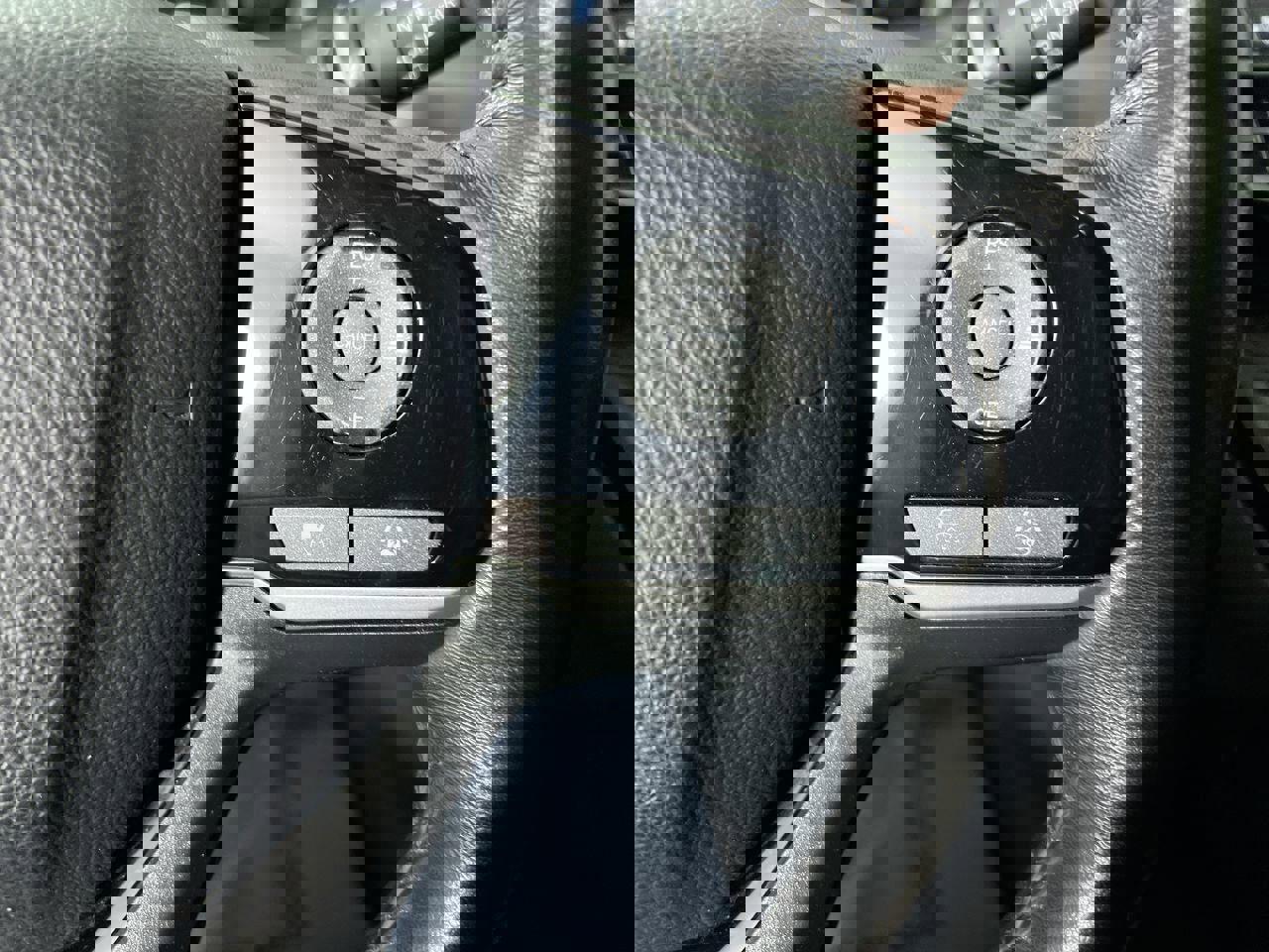 Used 2023 Honda Odyssey Touring image 17