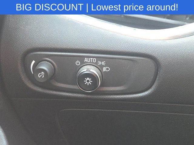 Used 2020 Chevrolet Malibu LT FWD image 25