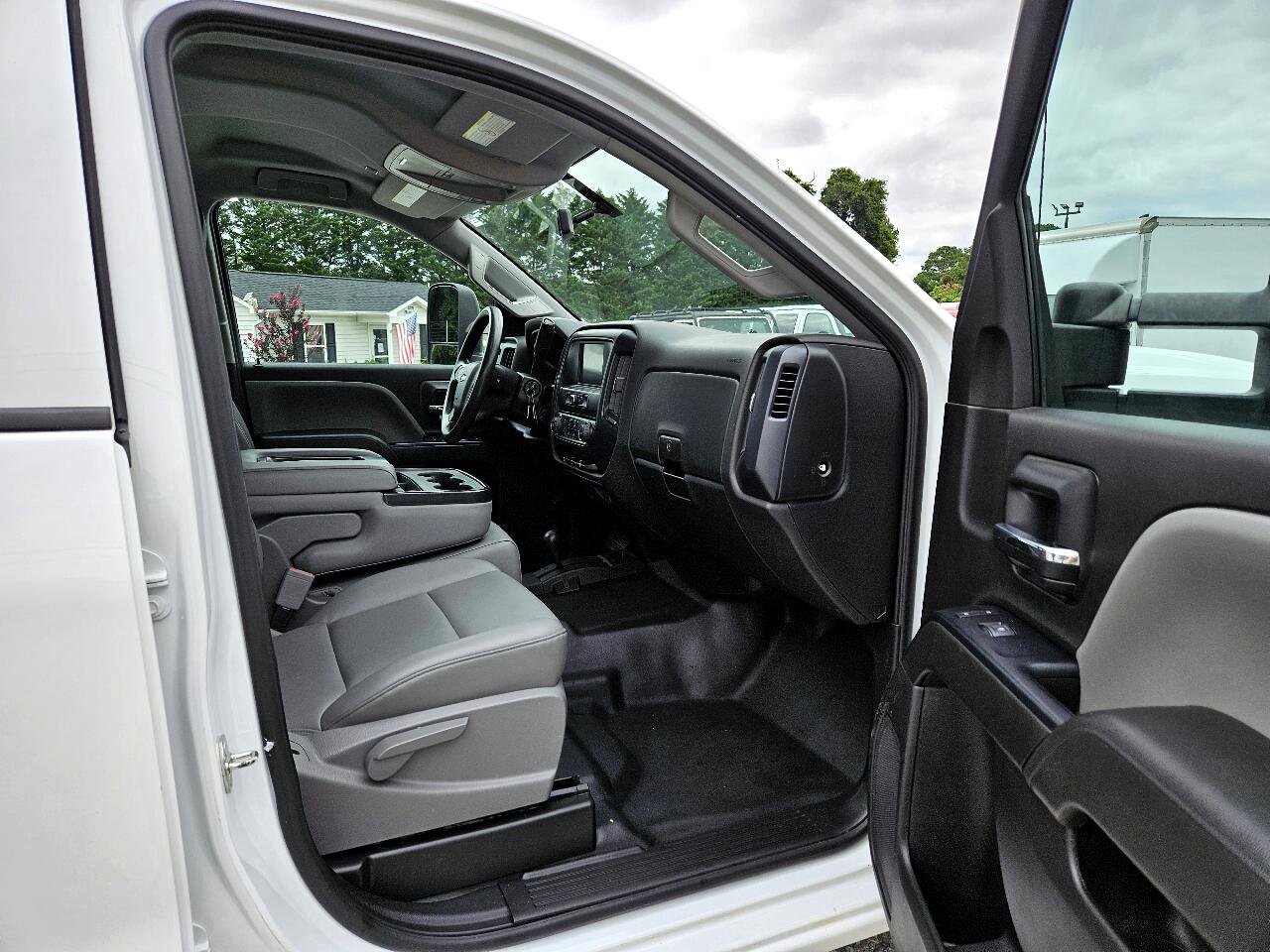 Used 2019 Chevrolet Silverado 2500 W/T image 30