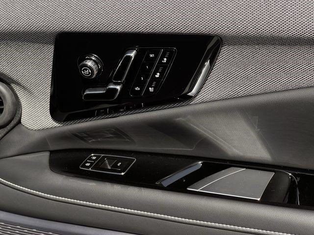 New 2026 Cadillac Optiq Sport 2 AWD/4WD image 23