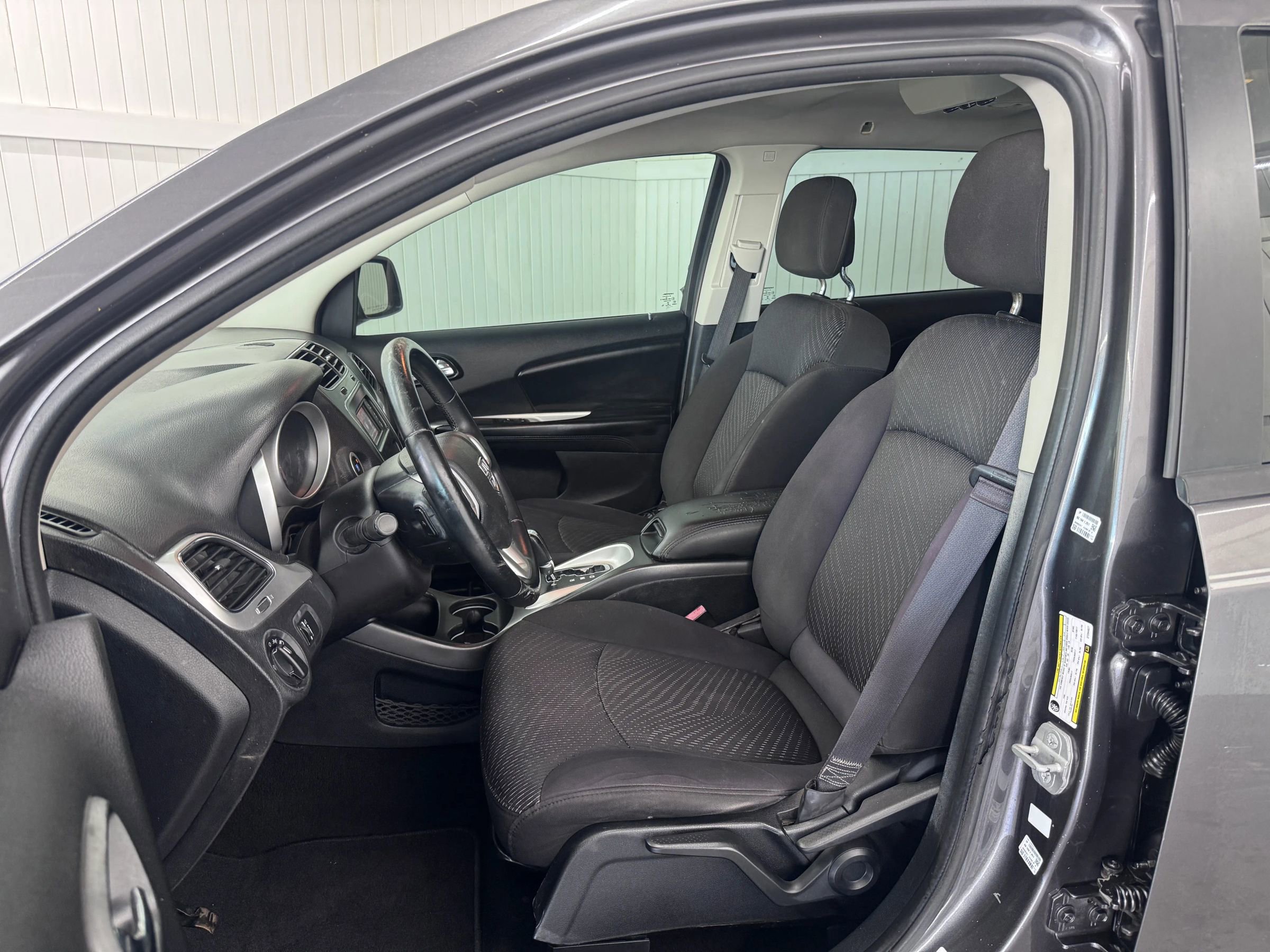 Used 2014 Dodge Journey American Value Package w/ Flexible Seating Group FWD image 14