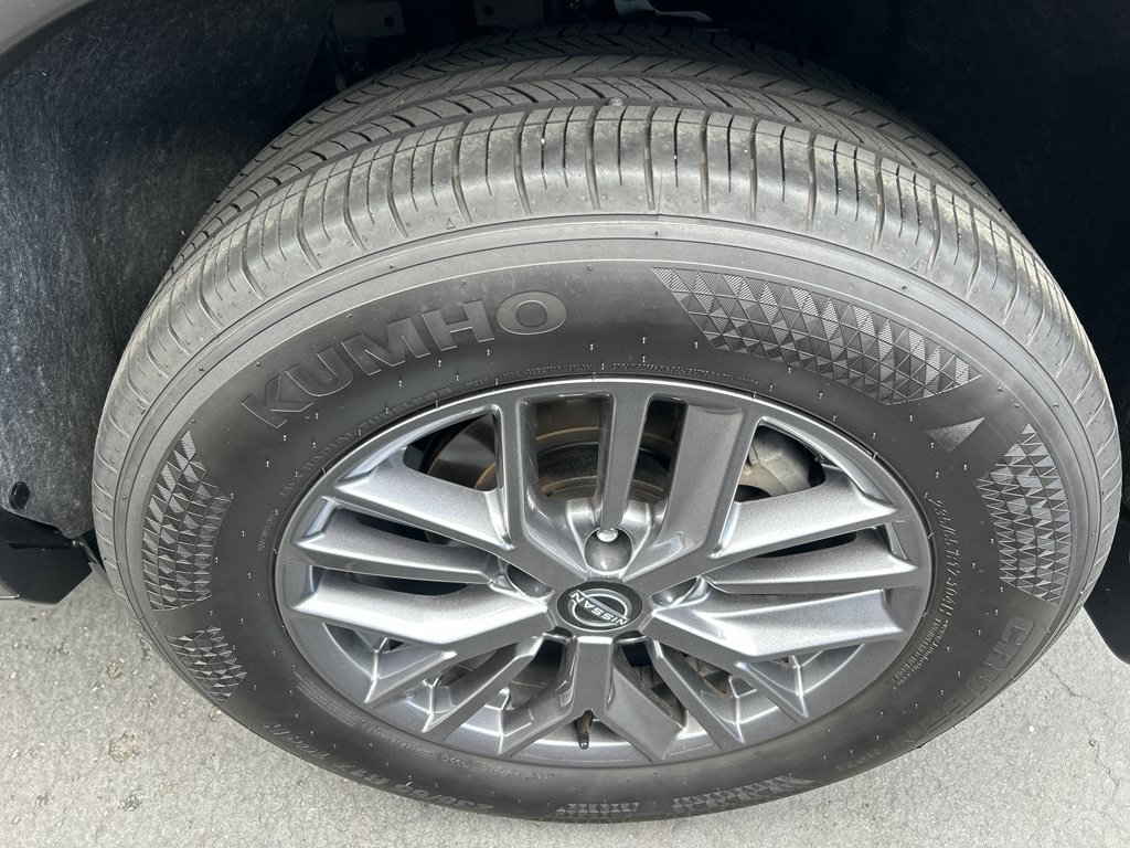 Used 2026 Nissan Rogue S AWD/4WD image 9