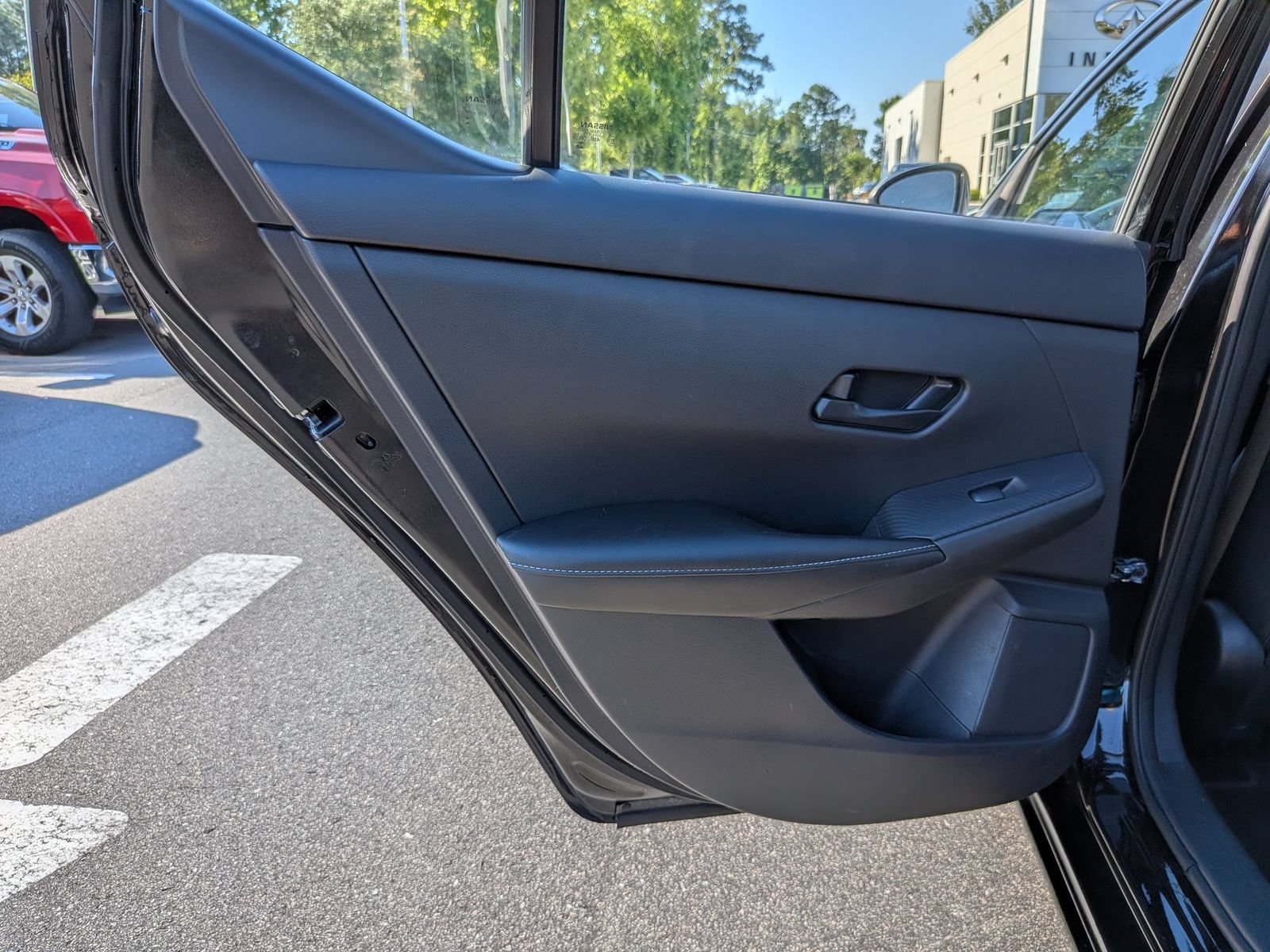 Used 2024 Nissan Sentra SV FWD image 26