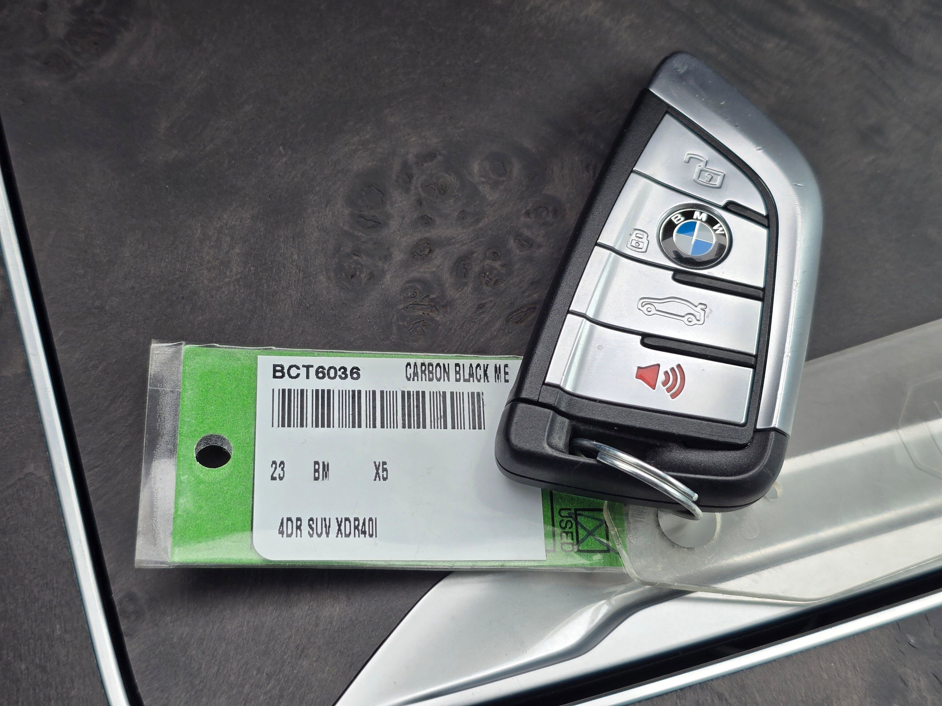Certified 2023 BMW X5 xDrive40i w/ M Sport Package AWD/4WD image 32