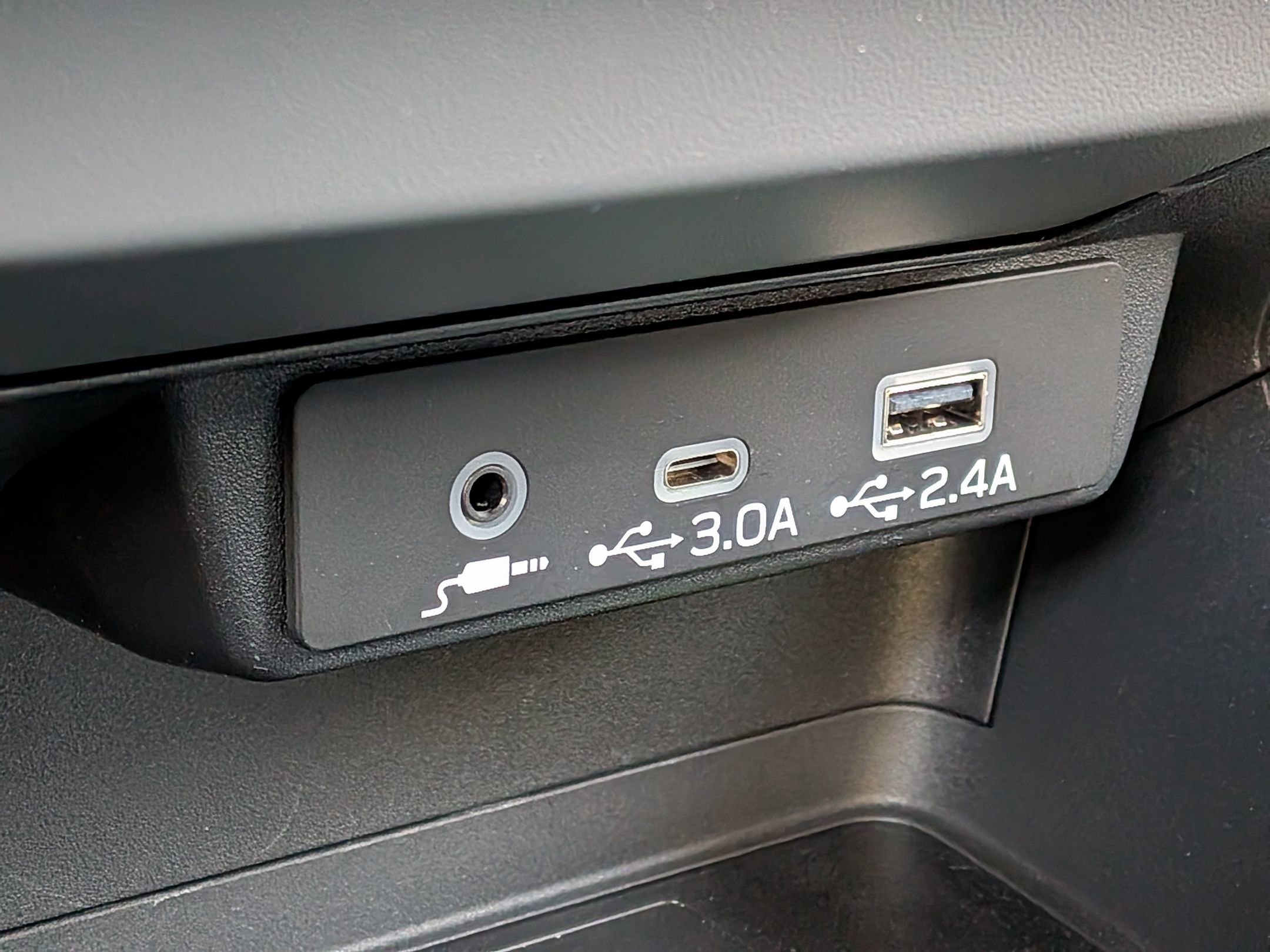 Certified 2025 Subaru Crosstrek 2.5i Limited w/ Crosstrek Mirror Package image 24