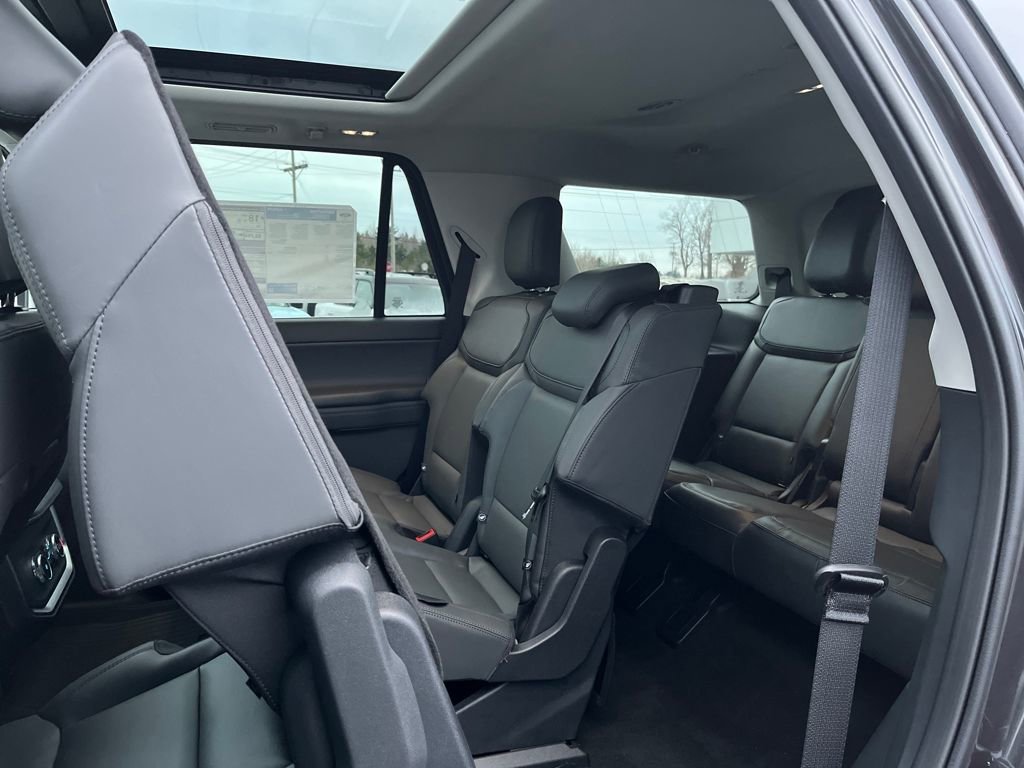 New 2026 Ford Expedition Active AWD/4WD image 39