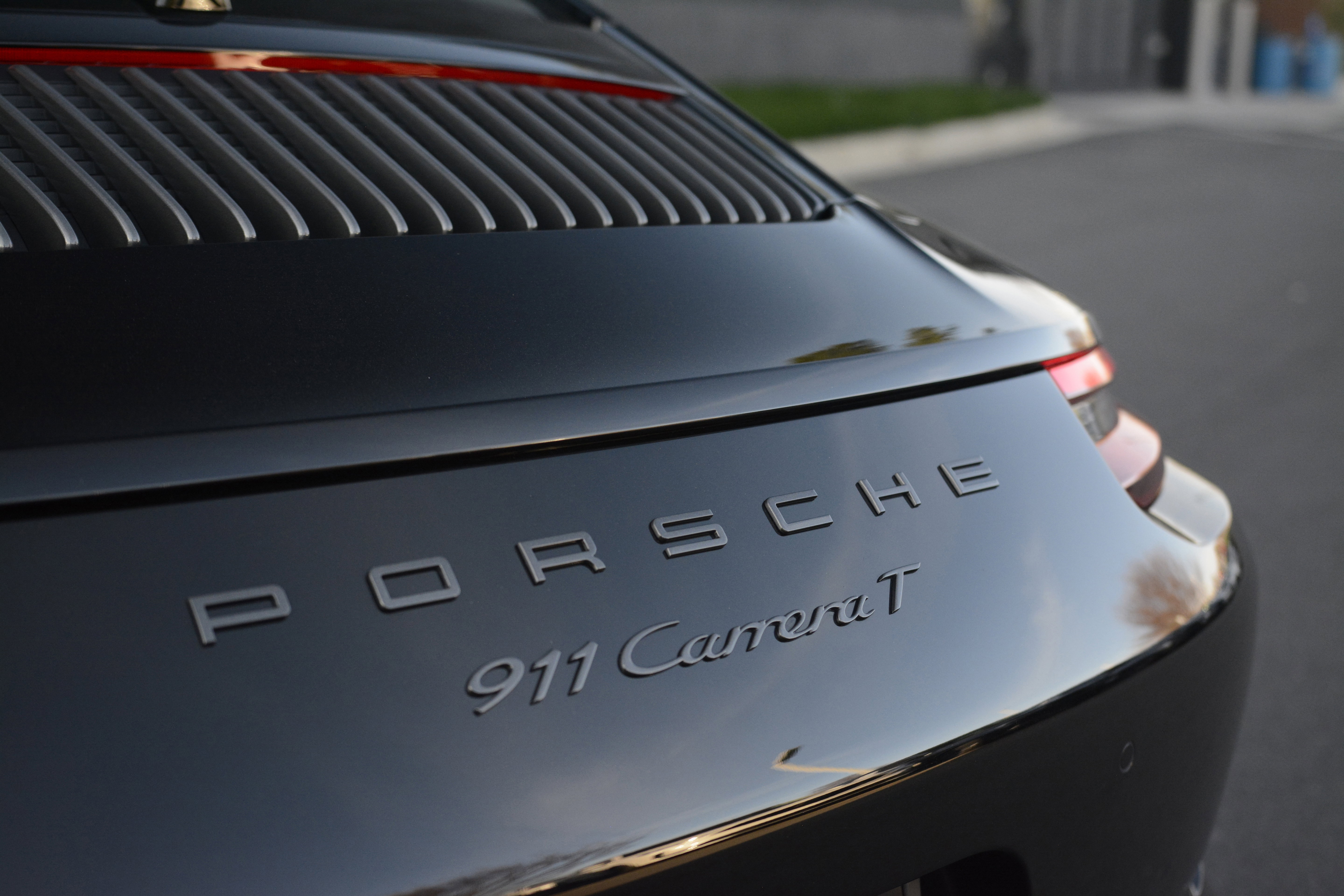 Certified 2018 Porsche 911 Carrera T image 33