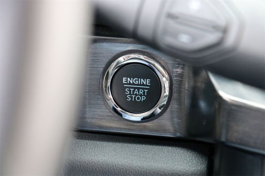 New 2026 Ford F250 Lariat w/ Black Appearance Package image 22