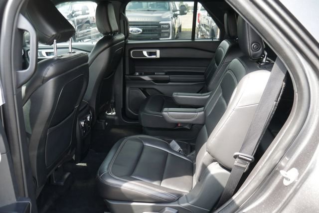 Used 2020 Ford Explorer XLT w/ Equipment Group 202A image 24
