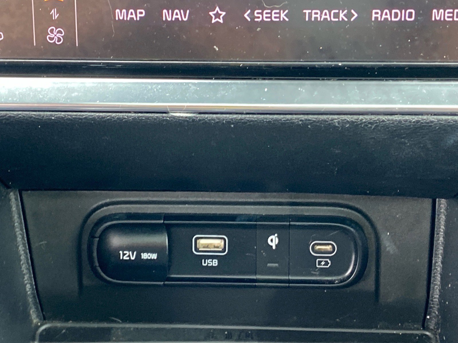 Certified 2024 Kia Sportage X-Line w/ X-Line Premium Package image 16
