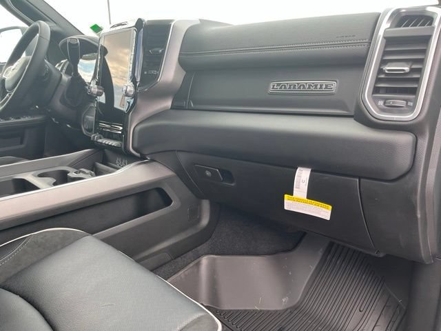 New 2026 RAM 3500 Laramie w/ Night Edition AWD/4WD image 33