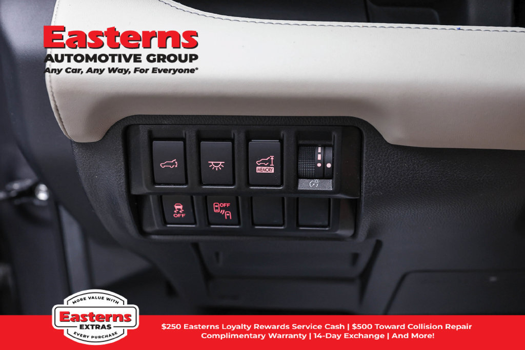 Used 2022 Subaru Ascent Limited AWD/4WD image 24