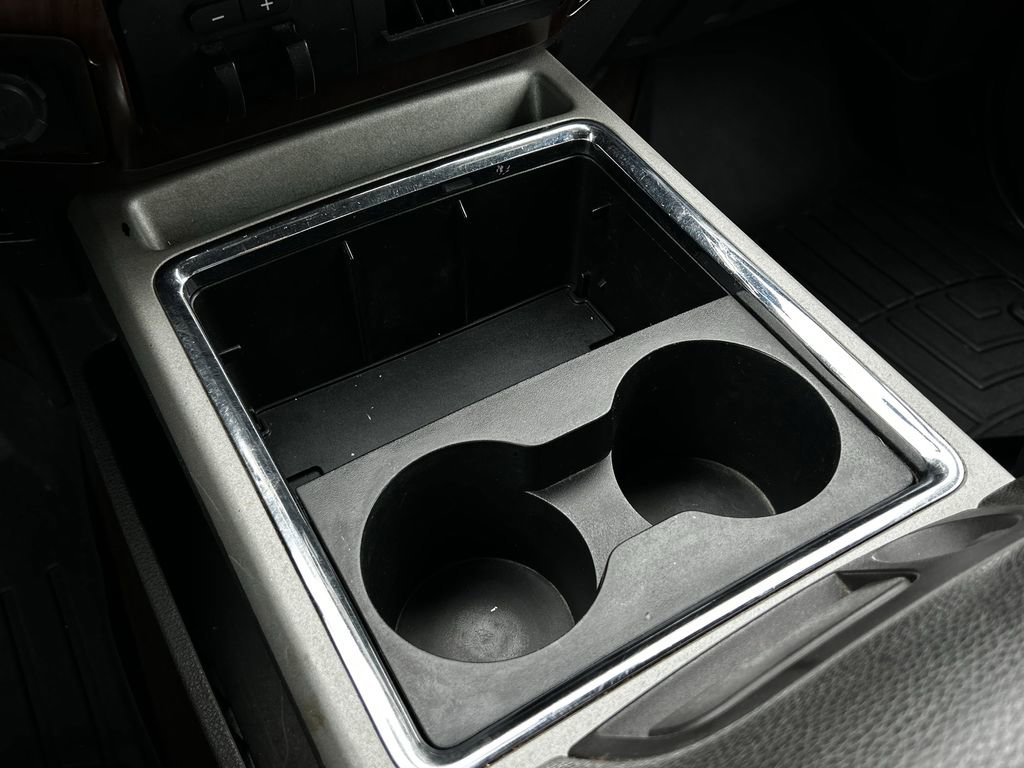 Used 2016 Ford F250 Lariat w/ Lariat Interior Package AWD/4WD image 27