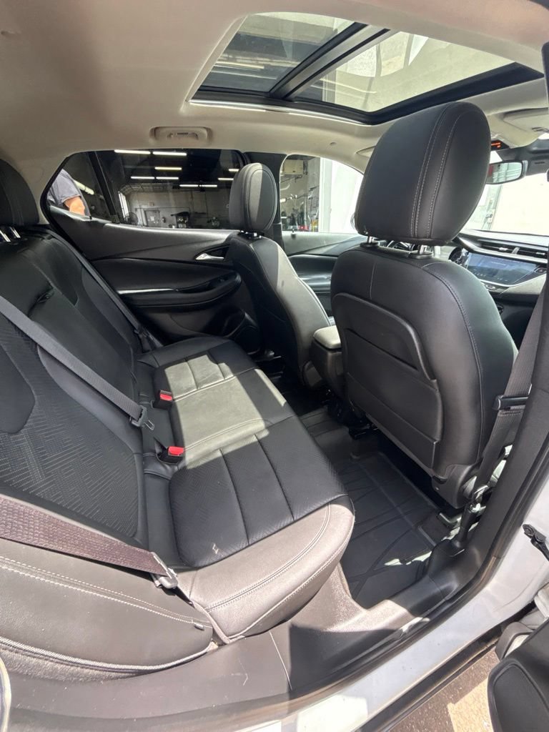 Used 2022 Buick Encore GX Essence w/ Experience Buick Package AWD/4WD image 22